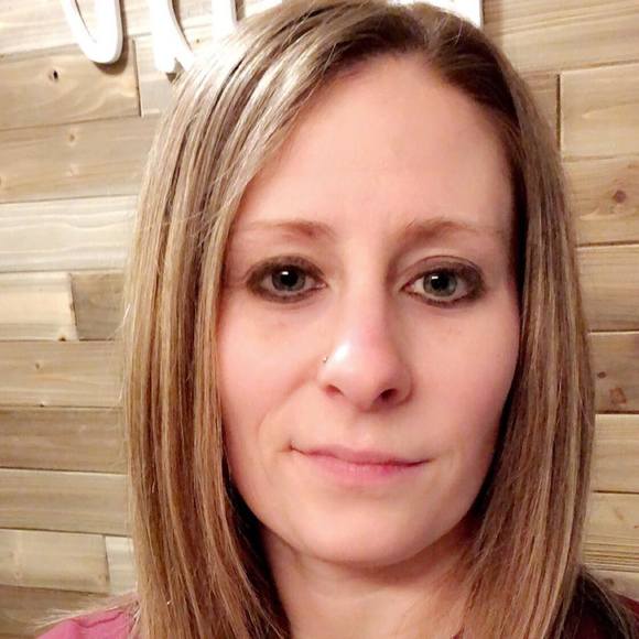 Meet your Posher, Kelly - Picture 1 of 1